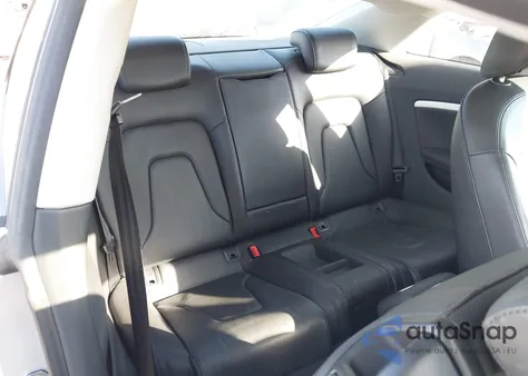 2011 Audi A5 2.0T Premium z USA, uszkodzony, nr VIN WAUCFAFR4BA008961